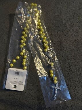 Yellow Beaded Cross Necklace – Women’s Fashion Accessory